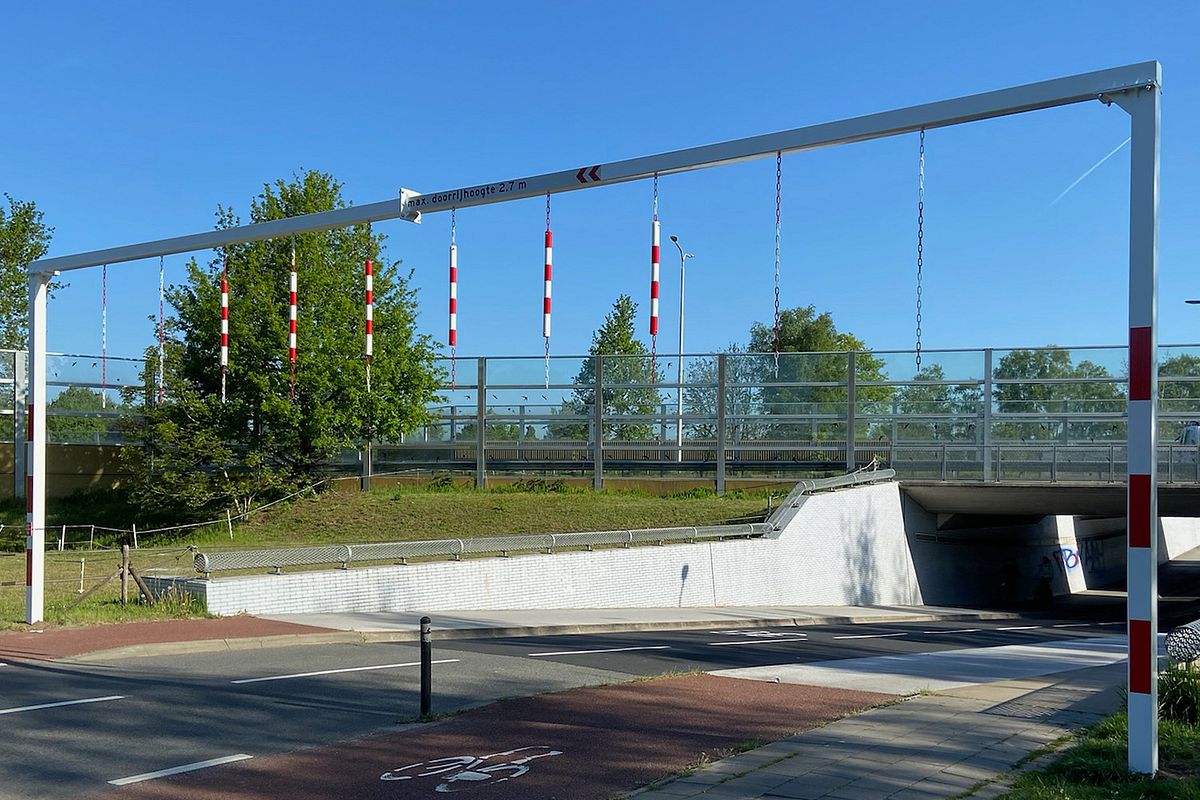 Doorrijhoogtebeveiliging, hoogteportaal