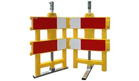 Afzethek POLgard-DUO enkelzijdig voorzien van rood/wit retroreflecterende folie incl. standaards