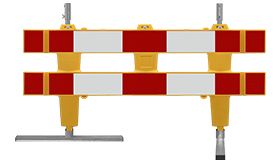 Afzethek POLgard 2500mm breed enkelzijdig voorzien van rood/wit retrorefelcterende folie incl. standaards