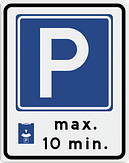 Verkeersbord met parkeerkaart en aanpasbare tijd